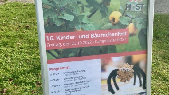 Kinder- und Bäumchenfest